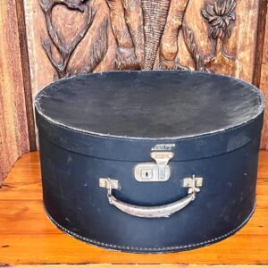 Round Hatbox